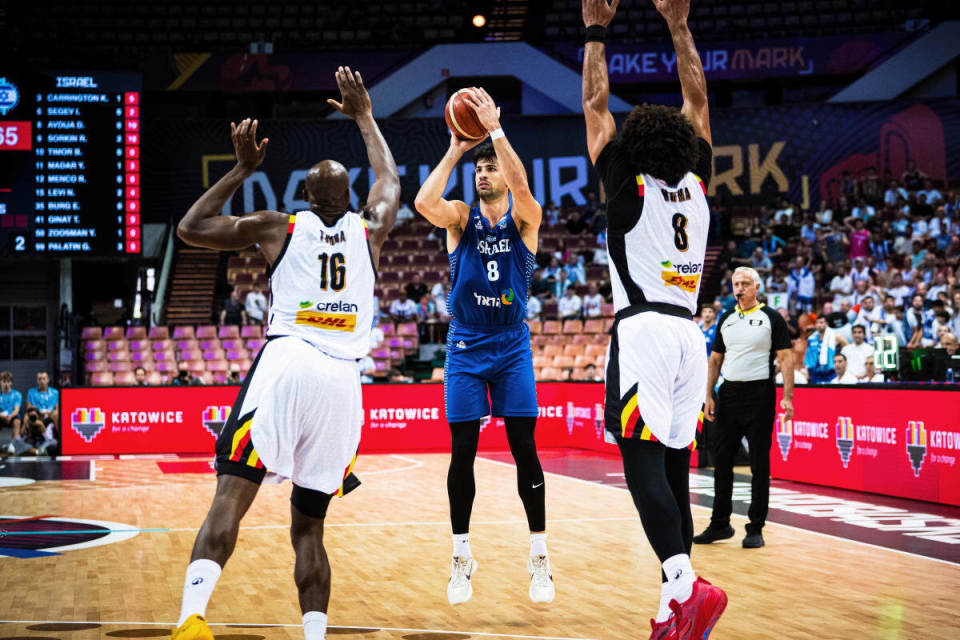 本场比赛后, inews, 队的中流砥