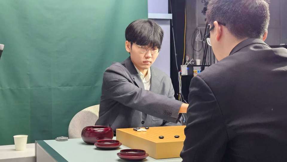 JIXdG, OYUJc, src JIXdG, OYUJc, src