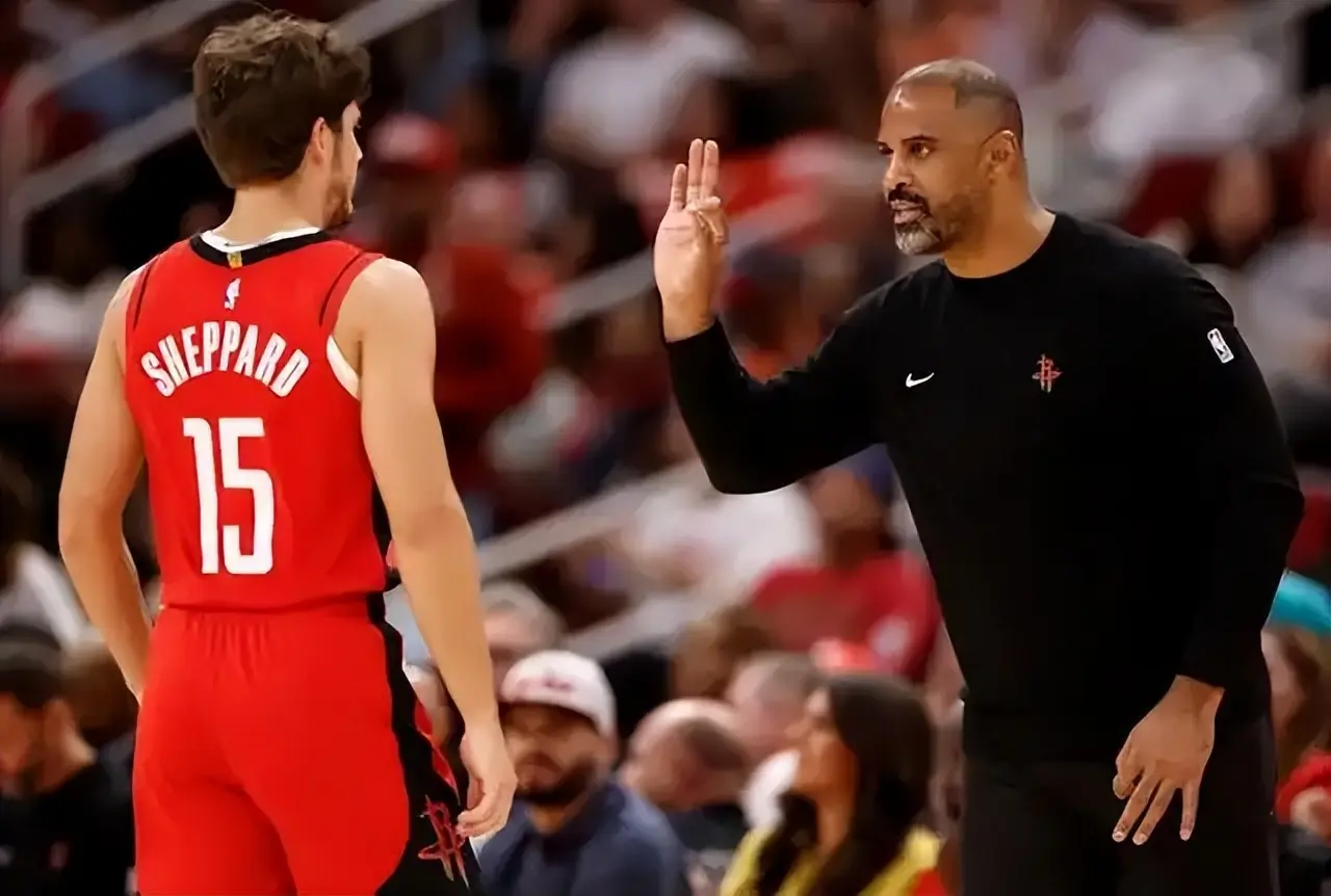 尽管美媒极, 开拓者酝酿 尽管美媒极, 开拓者酝酿